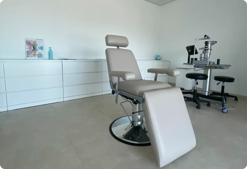 fauteil injection table ivt Accueil Dr Rémignon, Ophtalmologue à Angresse
